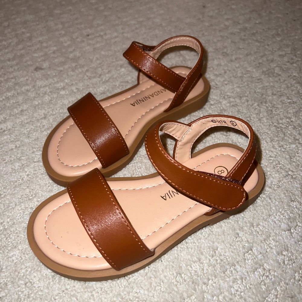 NWOT Tan Sandals